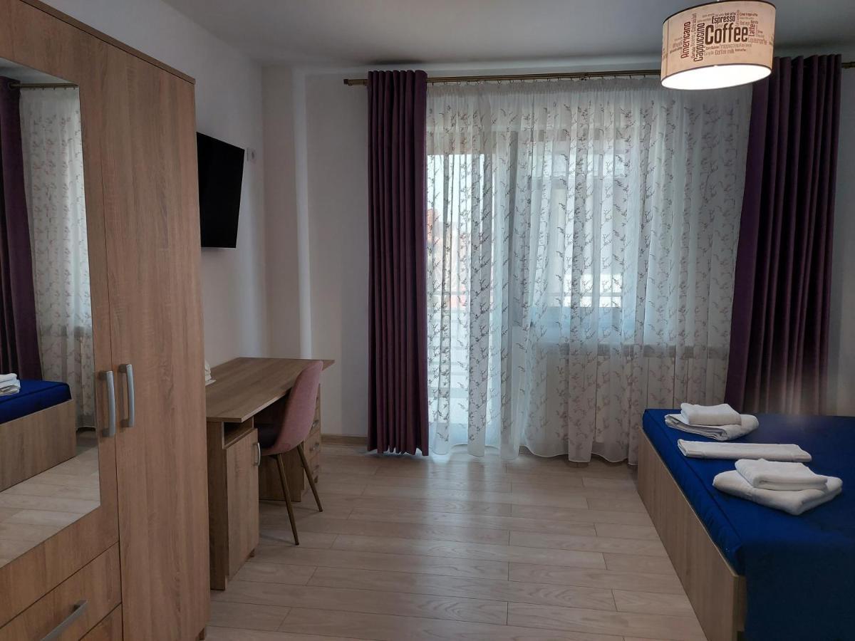 Bya Brown Apartment Valea Lupului  Exterior photo