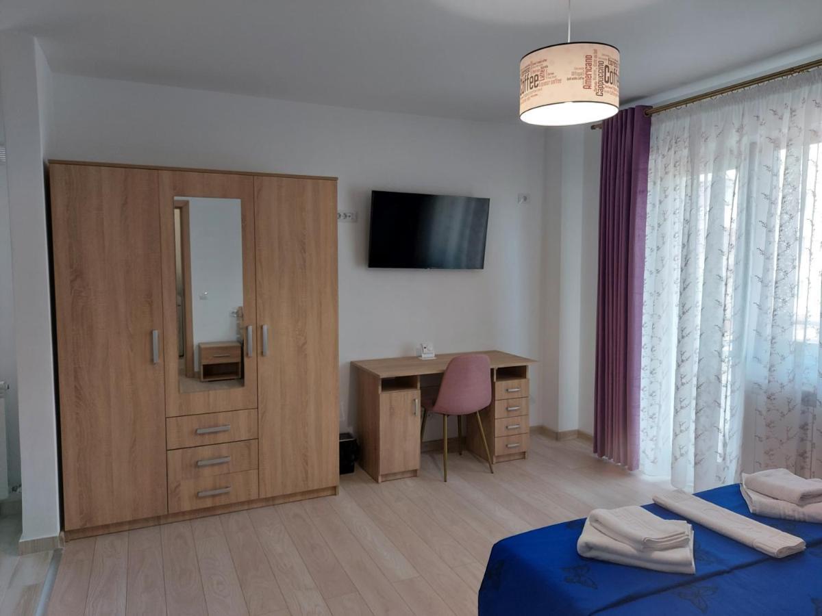 Bya Brown Apartment Valea Lupului  Exterior photo